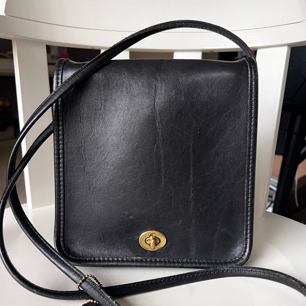 Vintage Black Coach Compact Pouch 9620 Crossbody or Shoulder Handbag